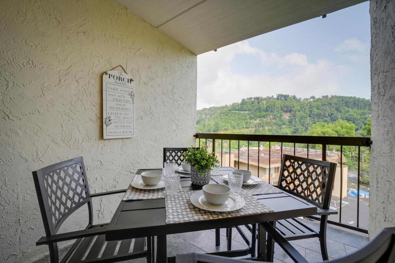 Stylish Gatlinburg Condo With Pool Walk Downtown! المظهر الخارجي الصورة
